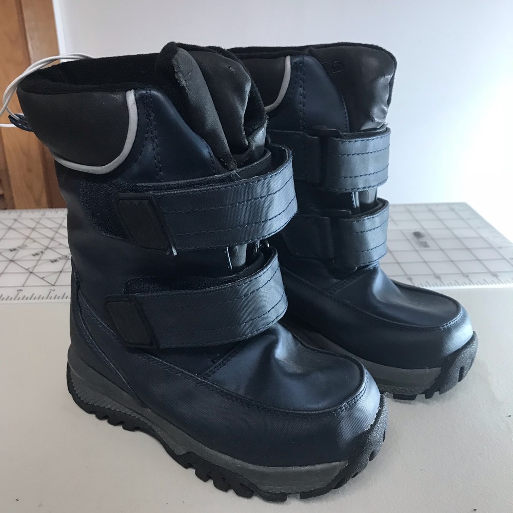 Champions Boys Navy Snow Boots  & 2 Velcro Straps